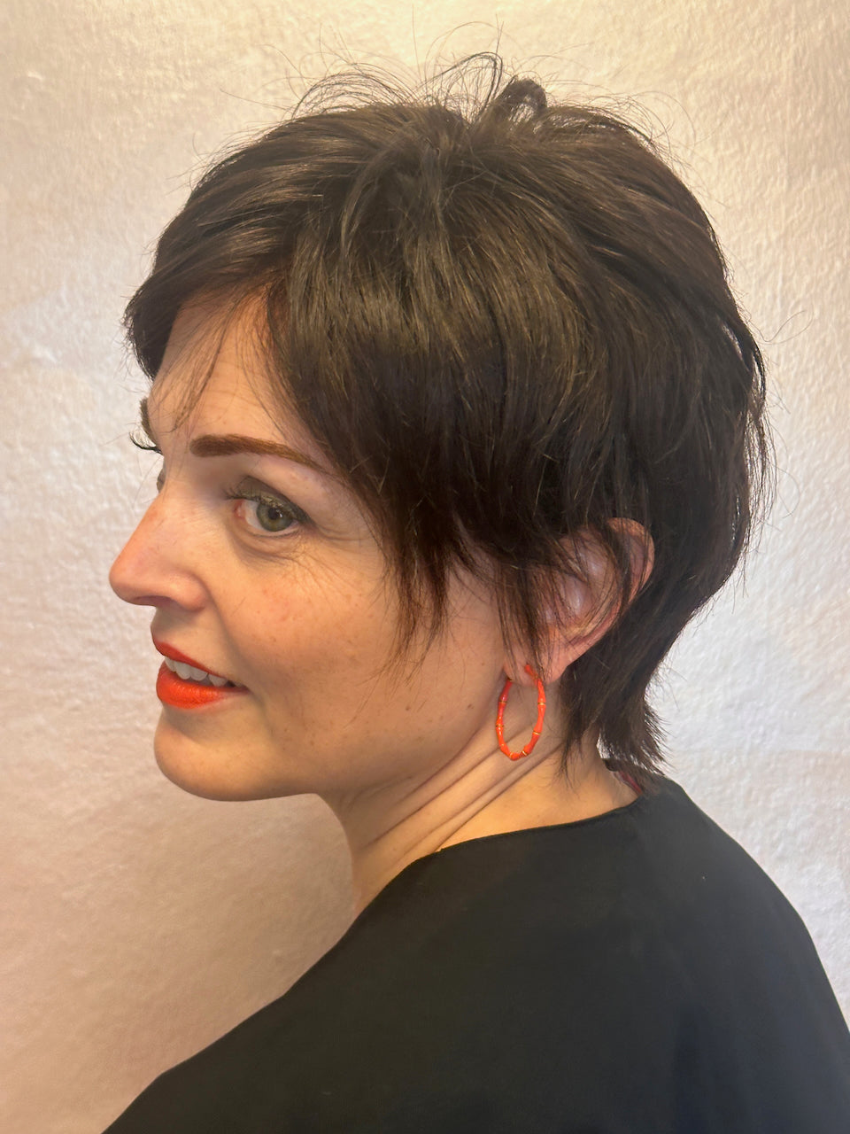 Nena - der freche Pixie Cut aus europäischem haar